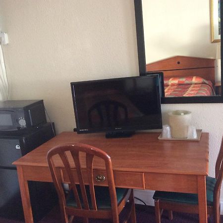 Budget Inn Ocala Exteriör bild